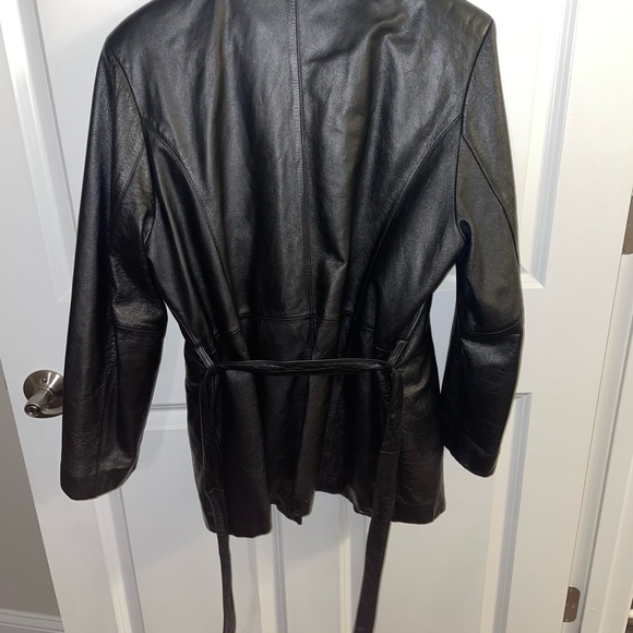 Vintage Wilson women’s leather jacket - Picture 2 of 6